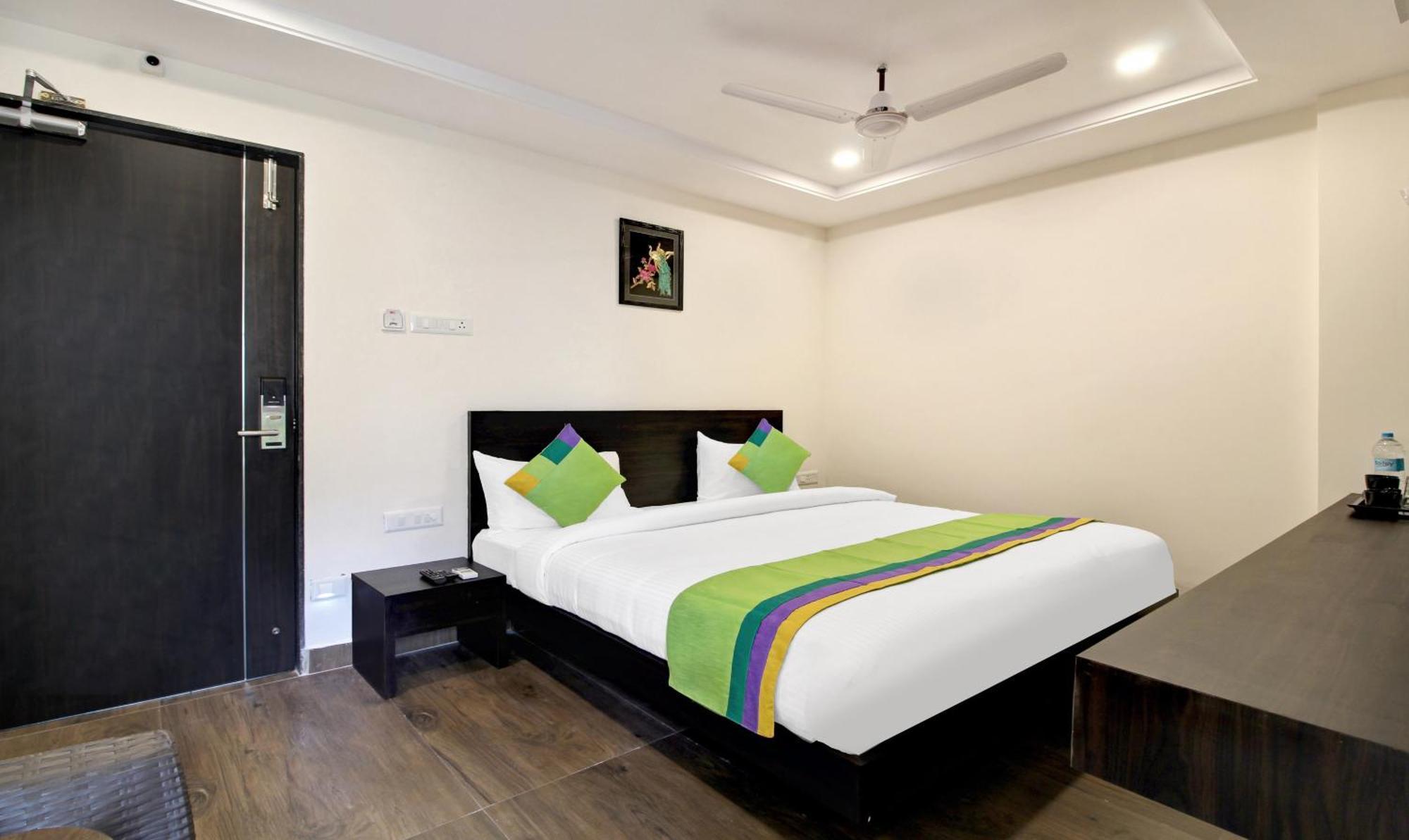 Treebo Trend Excella Hotell Visakhapatnam Exteriör bild